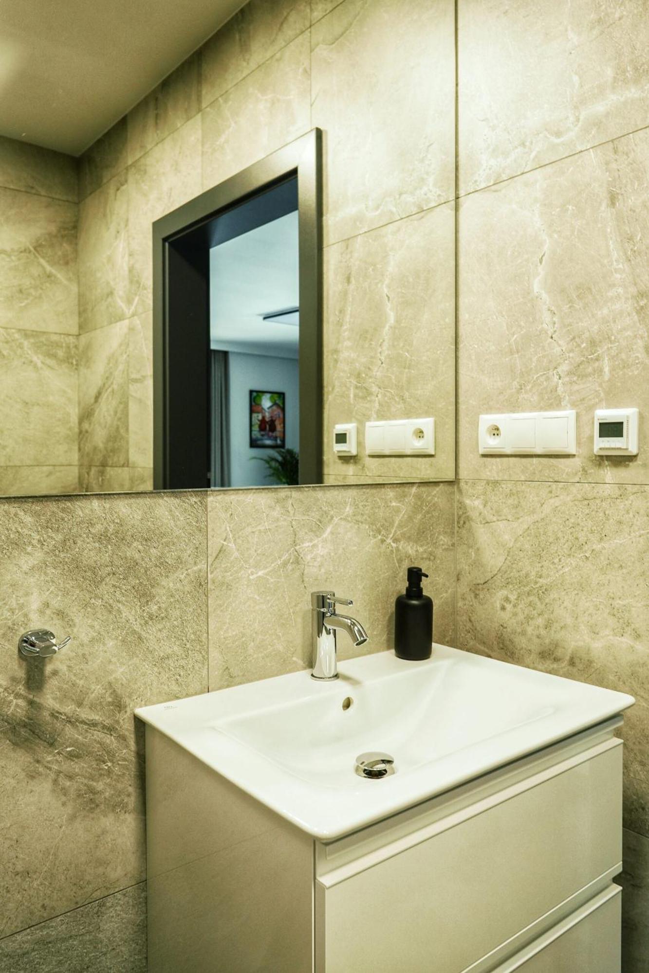 Apartamenty Centrum Park Twardowskiego 4 Zielona Góra Exterior foto